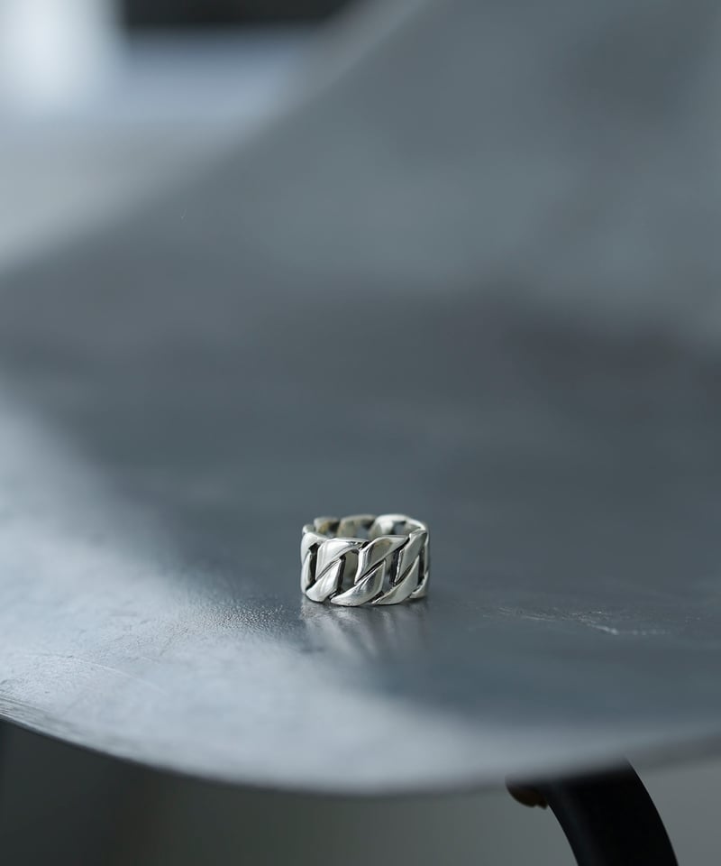 OX JEWELRy VINTAGE Chain Ring | MB -there is a