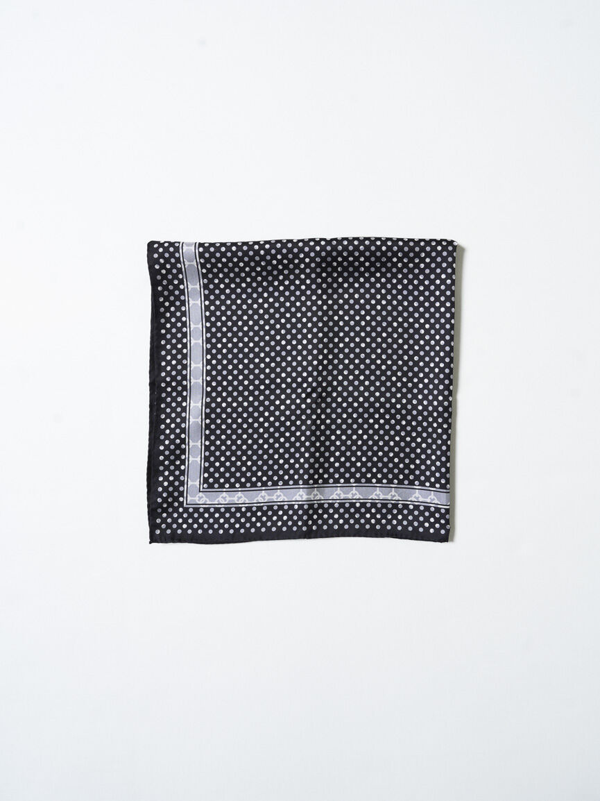 OX JEWELRY High-End Silk Scarf | MB -there is a OX JEWELRY High-End Silk Scarf | MB -there is a