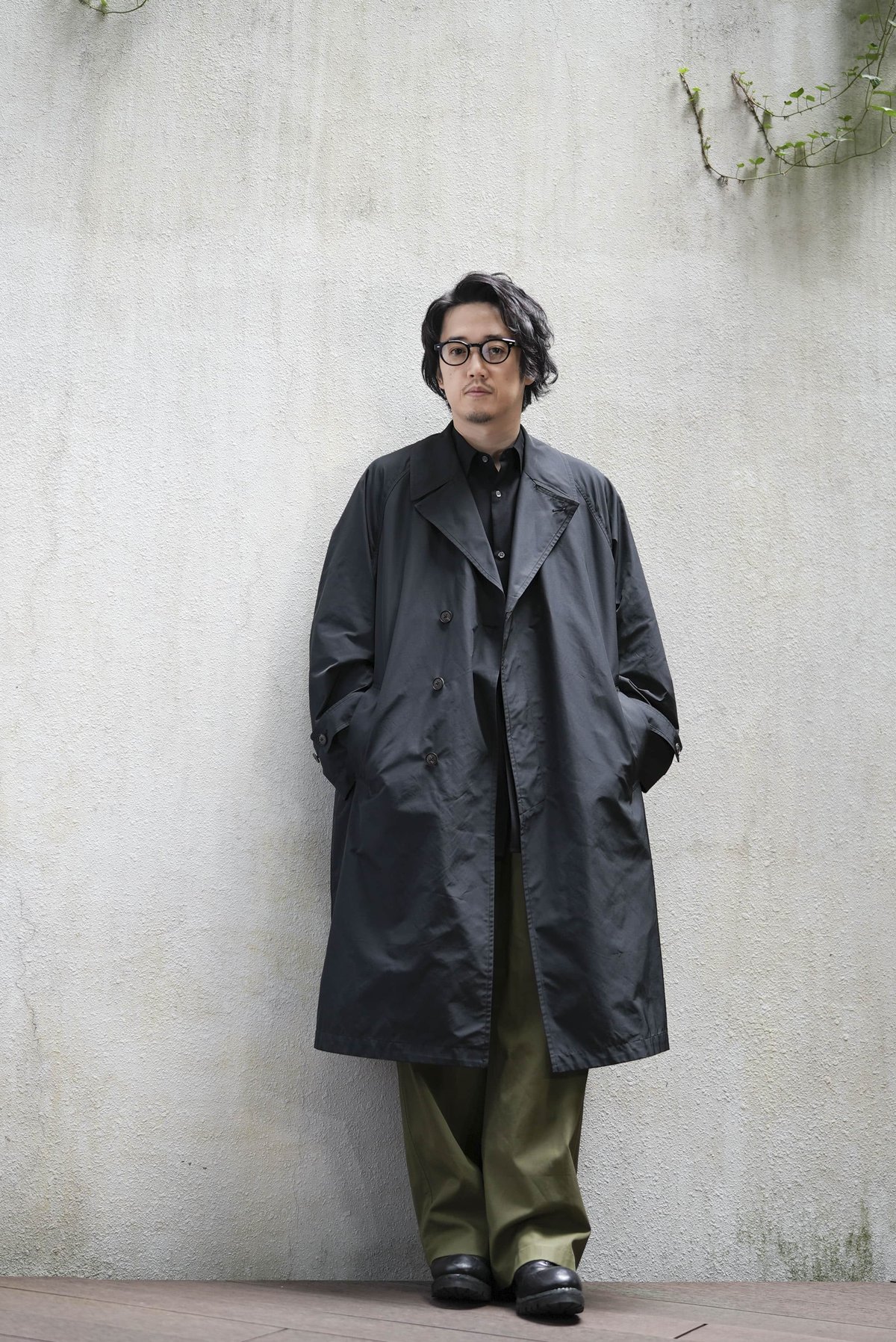 MB ULTIMATE FABRIC MEMORY TWILL シングルトレンチコート by