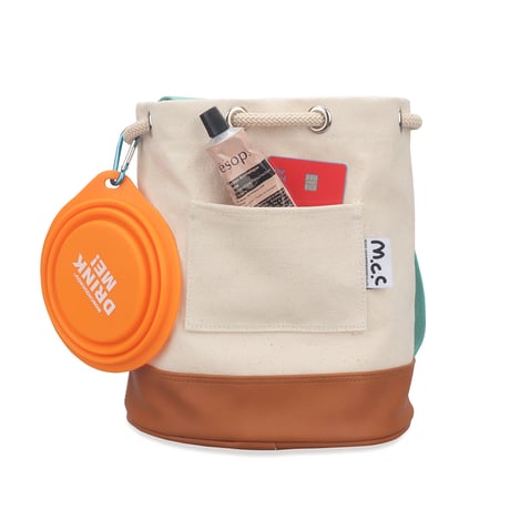 Lazy Farm Bucket Bag