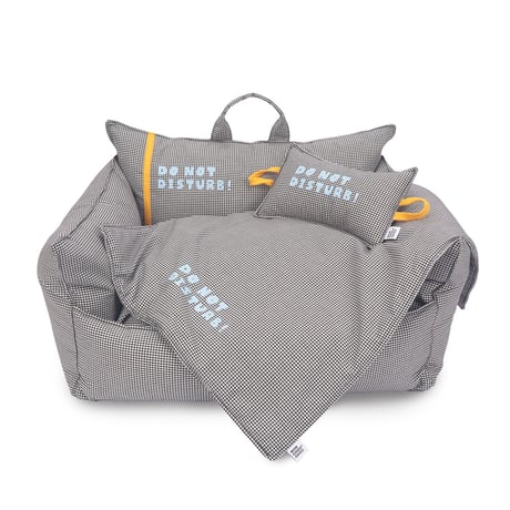 【Sサイズ即納】　DO NOT Disturb Cushion