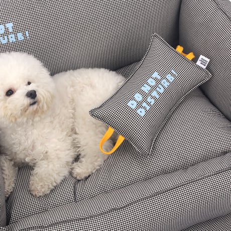 【Sサイズ即納】　DO NOT Disturb Cushion