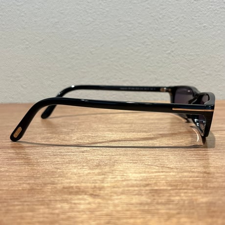 TOM FORD トム・フォード　Alejandro TF1058 ECO 01A
