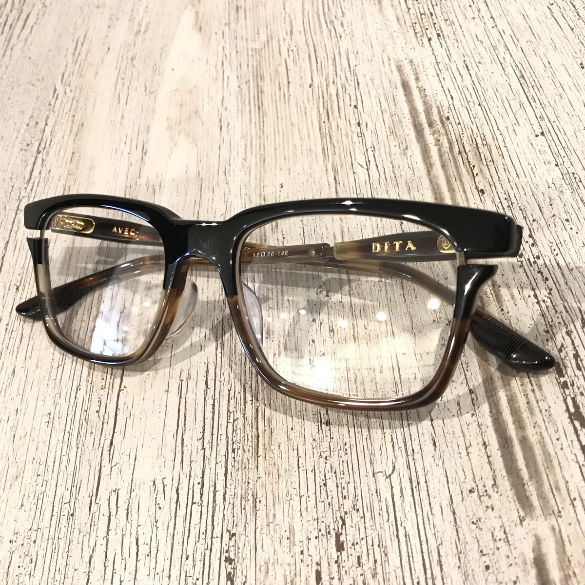 DITA AVEC DTX112-52-02 AF//TRT- GLD | kolme 