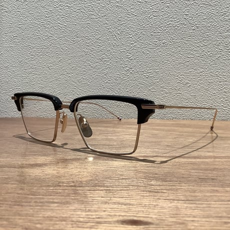 THOM BROWNE トムブラウン UEO422A-G0003–001-52//BLK-GLD