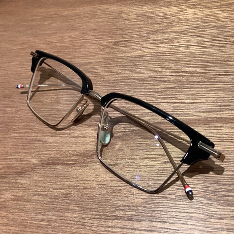 THOM BROWNE トムブラウン UEO422A-G0003–001-52//BLK-GLD