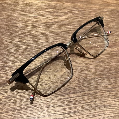 THOM BROWNE トムブラウン UEO422A-G0003–001-52//BLK-GLD