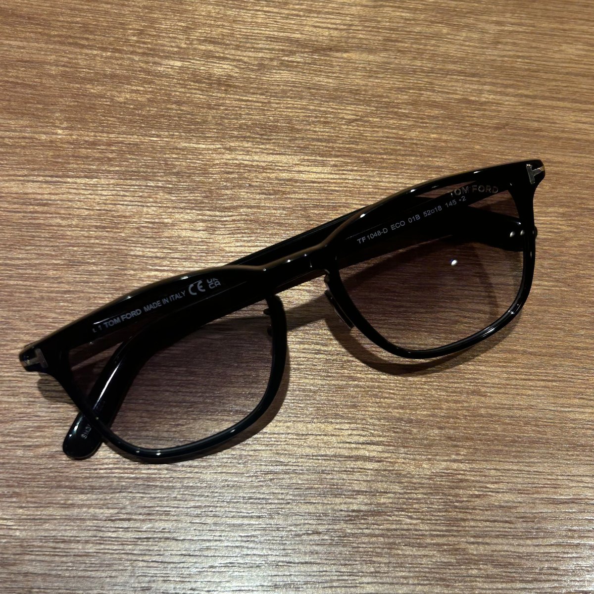 TOM FORD トム・フォード TF1048-D 01B | kolme kyoto