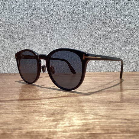 TOM FORD トム・フォード　TF1052-K ECO 01A