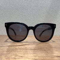 TOM FORD トム・フォード　Moira TF1109 01D POLARIZED