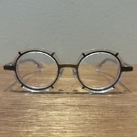 Less than human レスザンヒューマン  HNL 810