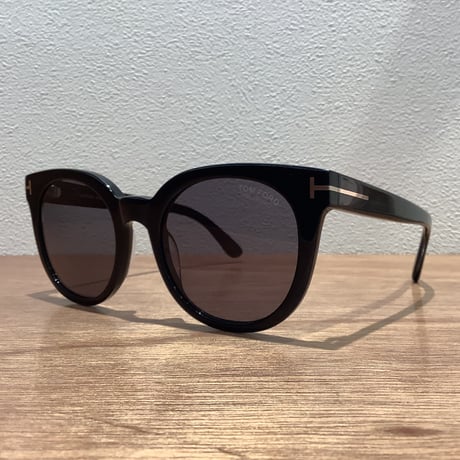 TOM FORD トム・フォード　Moira TF1109 01D POLARIZED