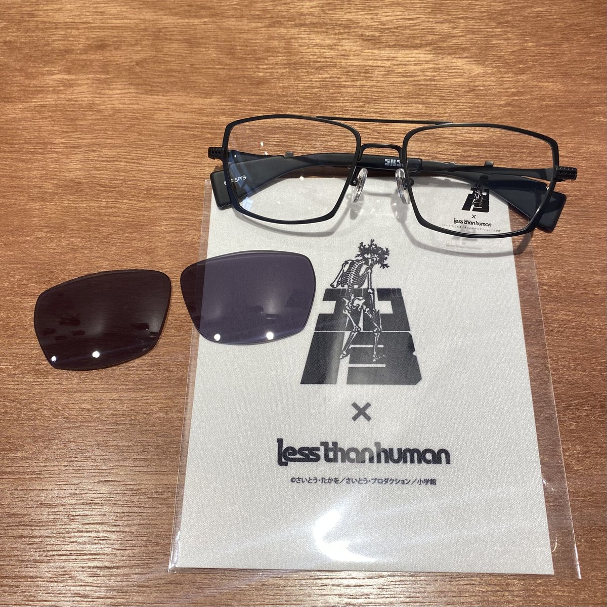 ゴルゴ 13 ×less than human コラボレーションアイウェア 「M16