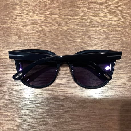 TOM FORD トム・フォード　Moira TF1109 01D POLARIZED