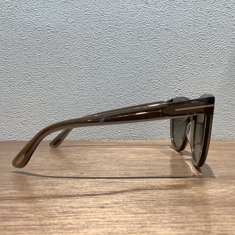 TOM FORD トム・フォード　Moira TF1109 45G