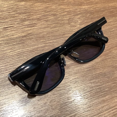 TOM FORD トム・フォード　TF1393-D-N 05A