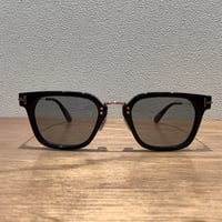 TOM FORD トム・フォード　TF1394-D 01A