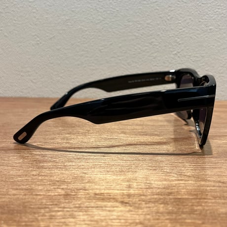 TOM FORD トム・フォード　Nico-02  TF1062 ECO 01A