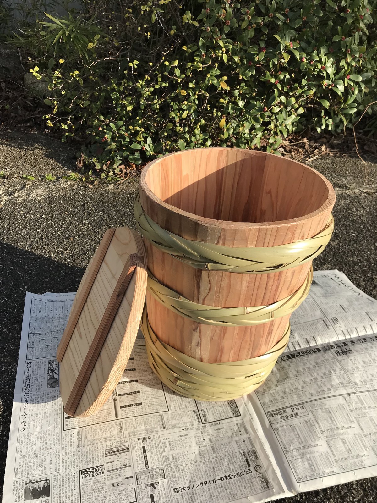 味噌桶 味噌作り 木桶 マルカワ味噌 藤井製桶所 桶職人 手作り桶 