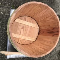 大型木桶　樽　竹箍　蓋付き 木樽2斗 乗せ蓋 落とし蓋セット | 木樽屋 | 手づくりの木の樽