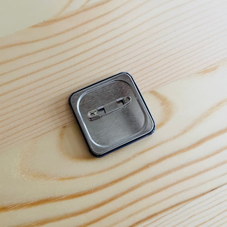 『呼び声』缶バッジ