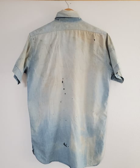 【 1940s  U.S.NAVY 】Chambray shirt.    ( Sleeve cut, & Damaged )