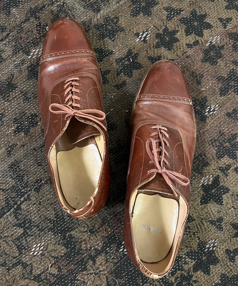 roblee ドレスシューズ FLORSHEIM】THE STRATFORDのような形の80年代【ROBLEE】WINGTIP