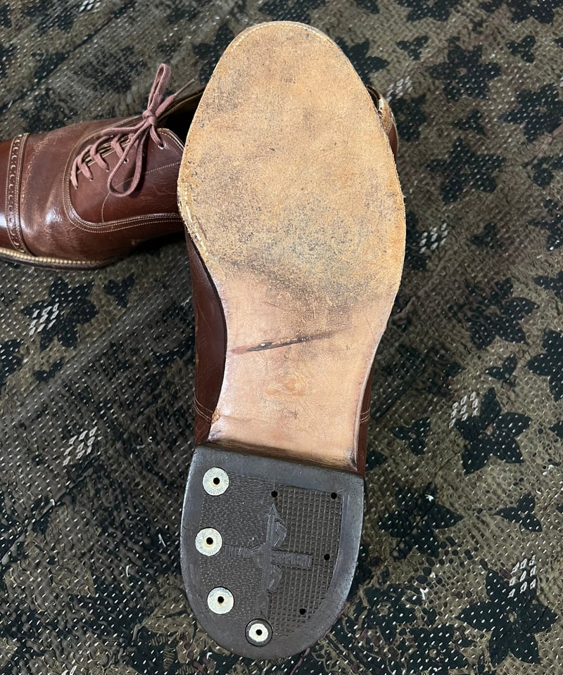 roblee ドレスシューズ FLORSHEIM】THE STRATFORDのような形の80年代【ROBLEE】WINGTIP