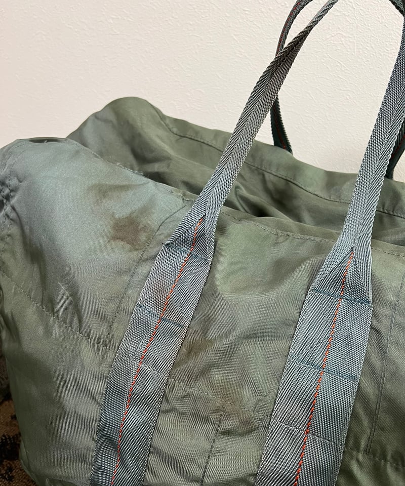 Around the 1950s, “U.S.NAVY” Parachute Travelin