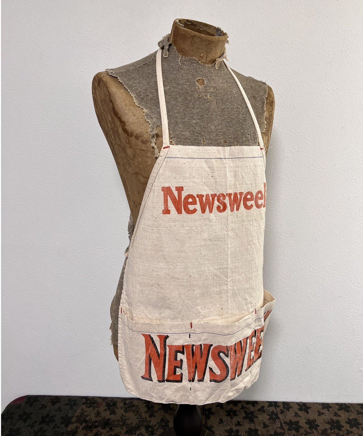 circa 1950's 『NEWSWEEK』Canvas apron. | VINTAGE AIR