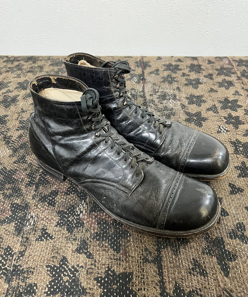 s German leather boots.   VINTAGE AIR