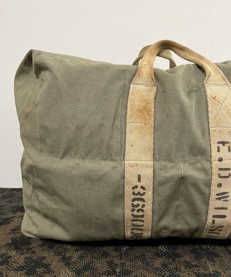 [ 1940s U.S. military ]   Canvas kit bag.    ( Small size )