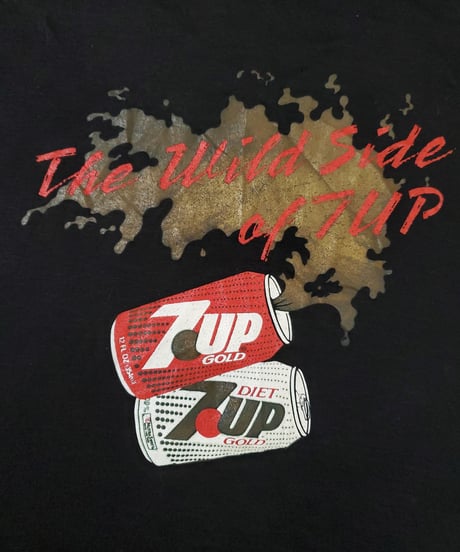 【 7UP 】T-shirt.