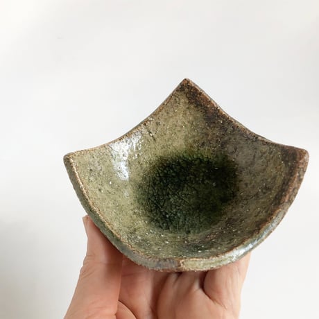 伊賀焼 忠央窯 秋野宏和 反り角小皿 〈新品〉