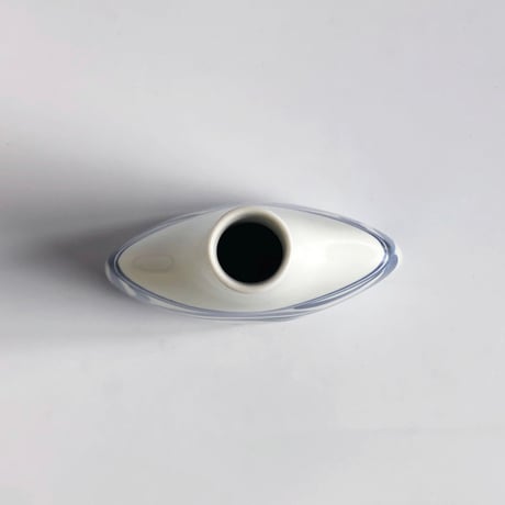 砥部焼 梅山窯 ワインボトル（小） 唐草 蓋なし〈新品〉