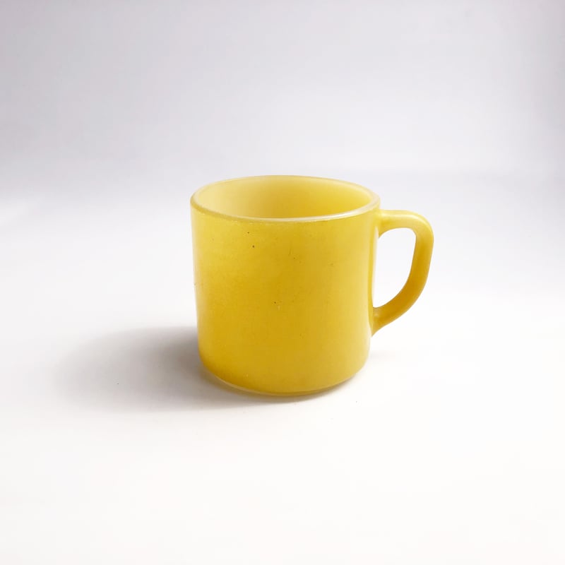 Fenton イエロー　バスケット　ミルクガラス フェデラル ミルクガラスマグ 黄〈古物〉 | 器屋 HAKOBE