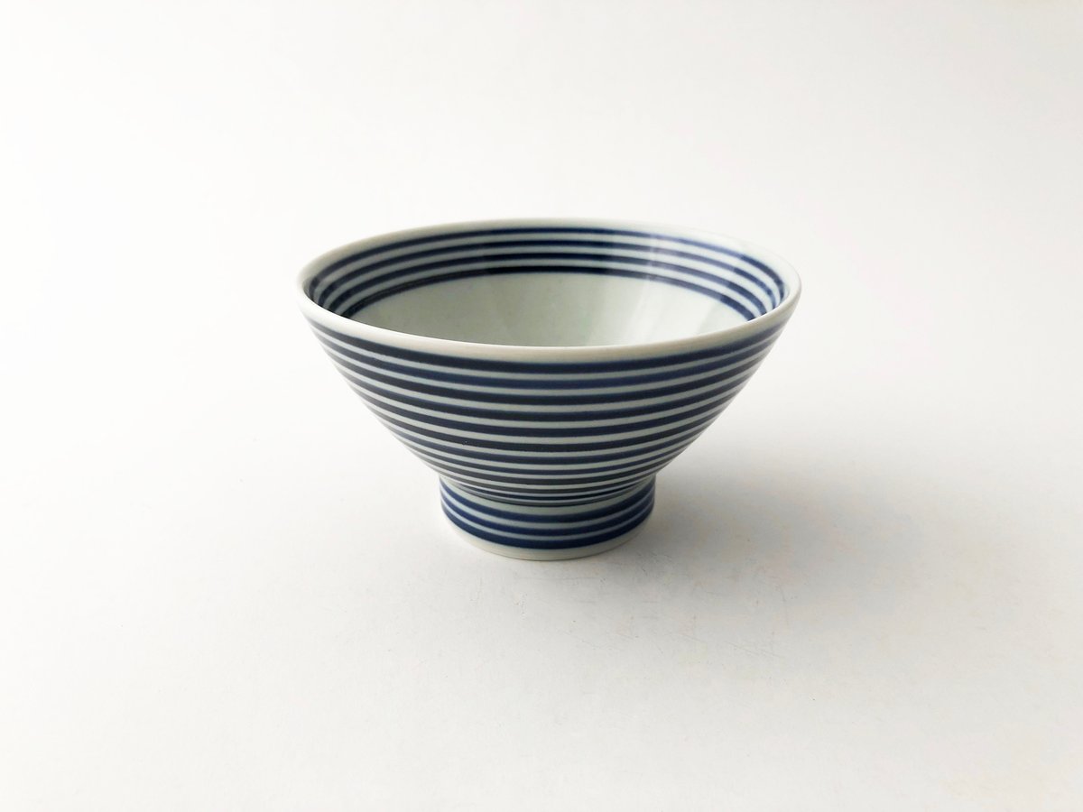 茶碗☆陶器☆磁器 波佐見焼 藍駒 茶碗〈新品〉 | 器屋 HAKOBE