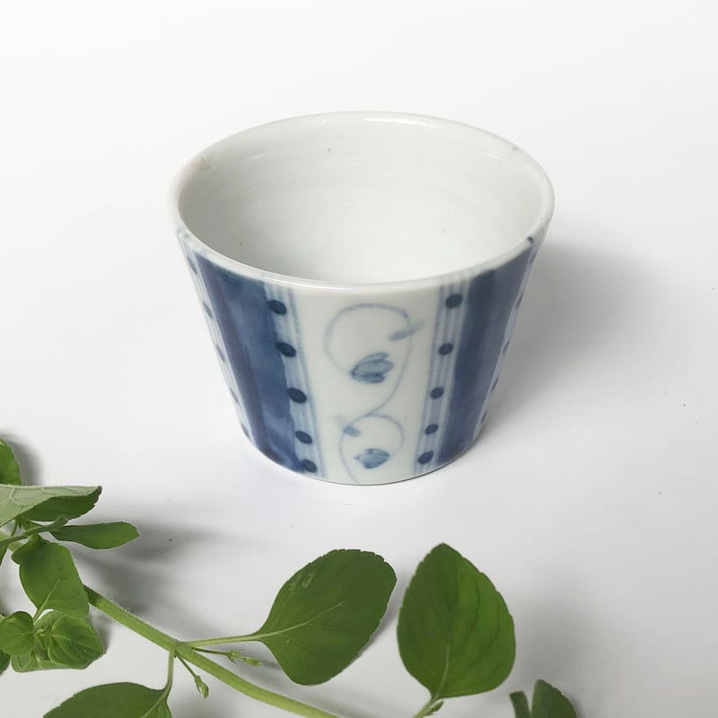 九谷焼 九谷青窯 蕎麦猪口 割取小花〈新品〉 | 器屋 HAKOBE