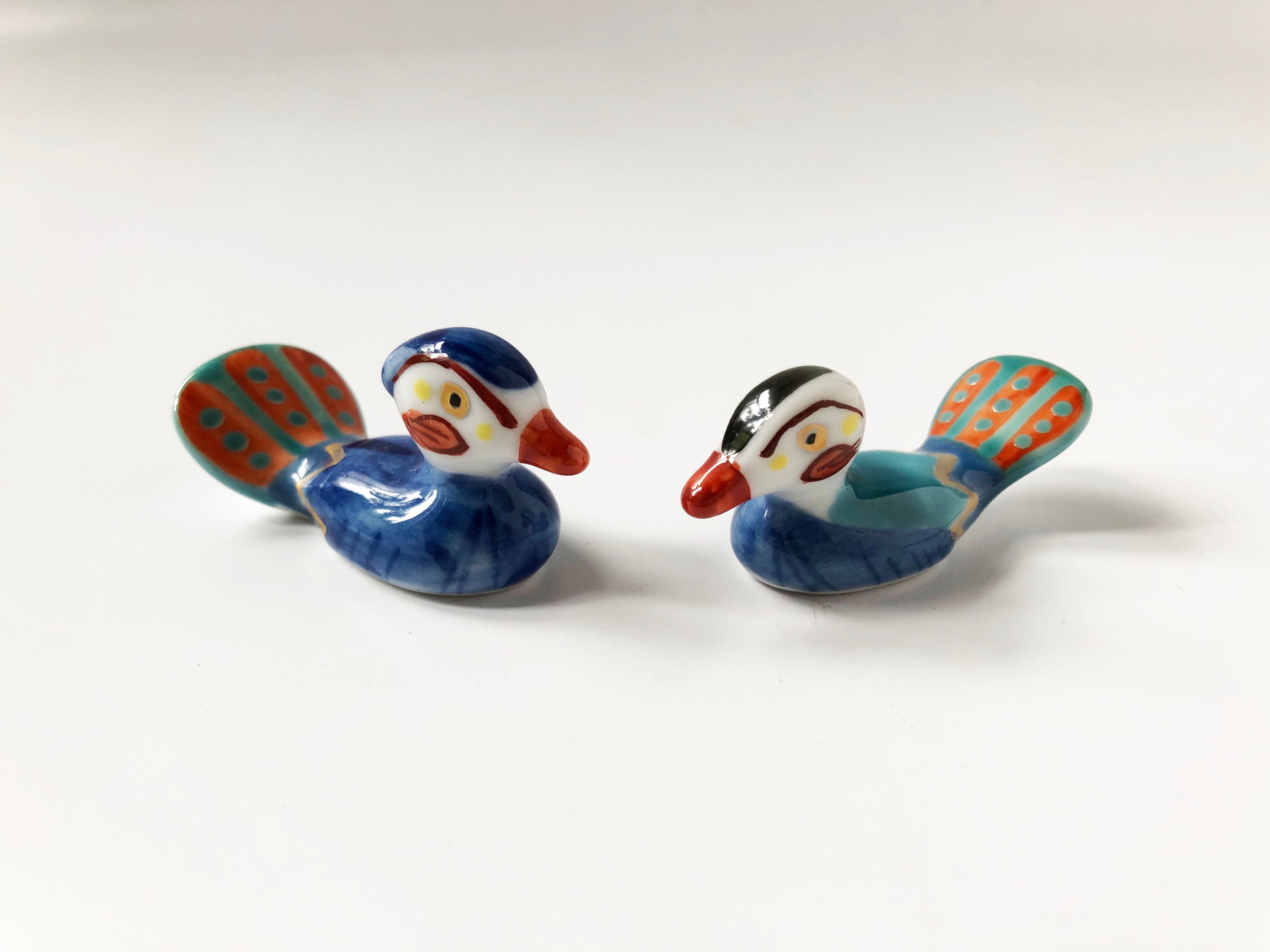 有田焼 其泉 おしどり ペア箸置き〈新品〉 | 器屋 HAKOBE
