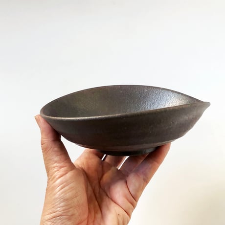 伊賀焼 長谷園 いぶし アケビ小鉢〈新品〉