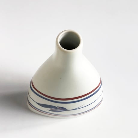 砥部焼 梅山窯 ワインボトル（大） 赤線三つ葉 蓋なし〈新品〉