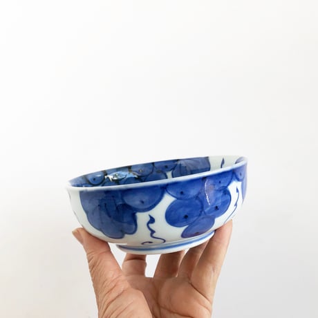 有田焼 其泉 染付 手描きぶどう文 多用鉢〈新品〉