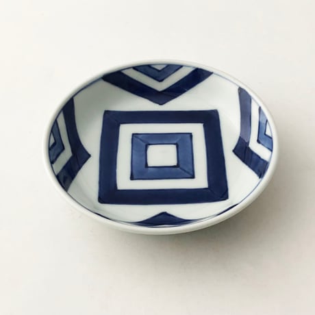 有田焼 青花 江戸紋 渕上り4寸皿〈新品〉
