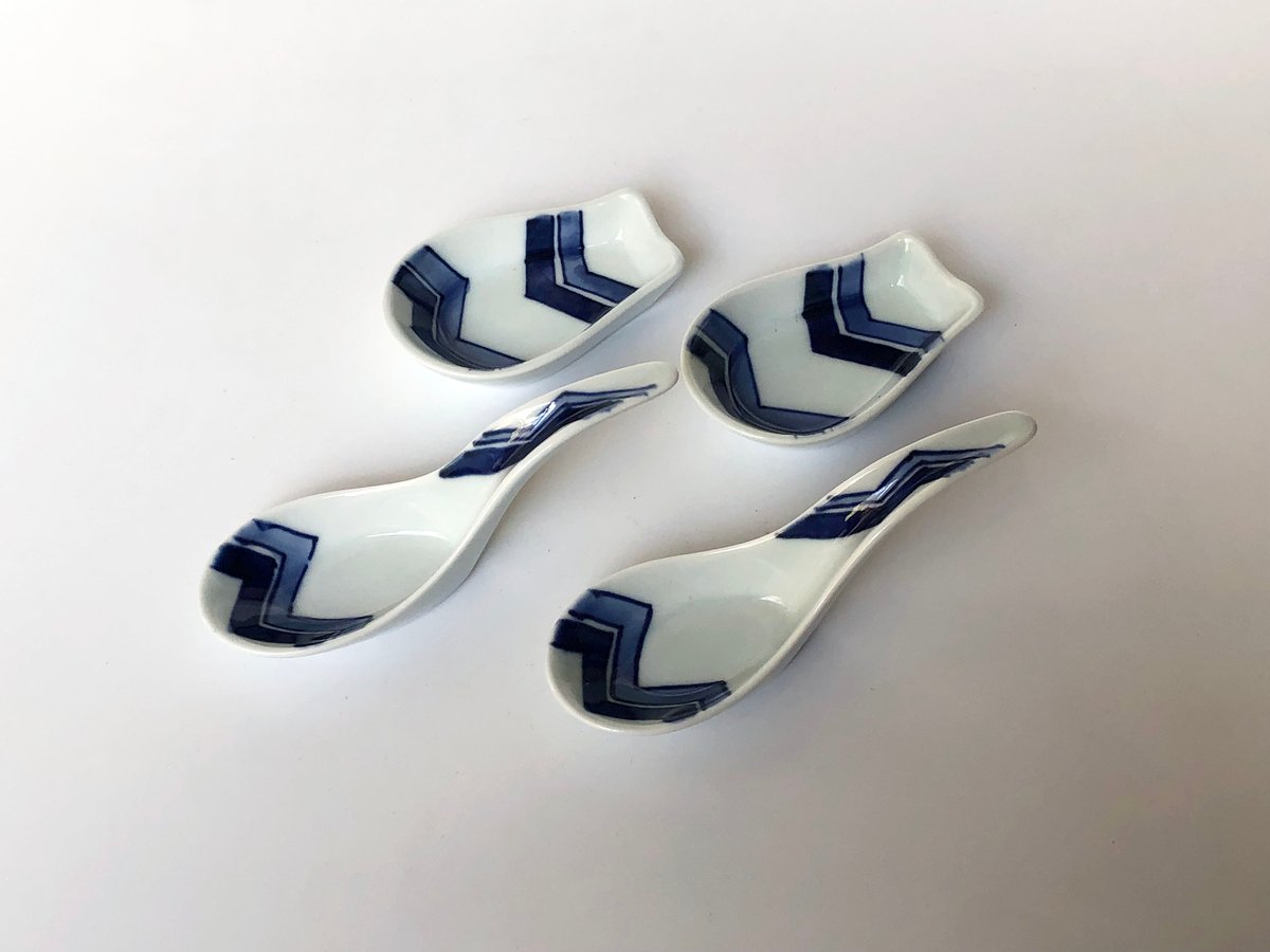 有田焼 青花 江戸紋 長丸レンゲ（台皿付）2セット〈新品〉 | 器屋 HAKOBE