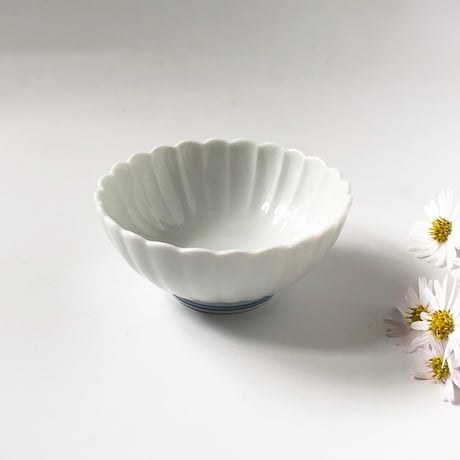 有田焼 其泉 白磁 菊割 丸千代口〈新品〉