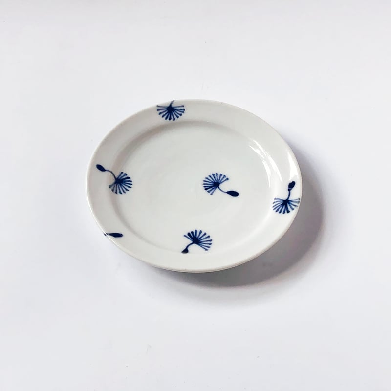 九谷焼 九谷青窯 綿毛散し 3.5寸皿〈新品〉 | 器屋 HAKOBE