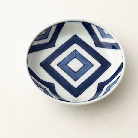 有田焼 青花 江戸紋 渕上り4寸皿〈新品〉