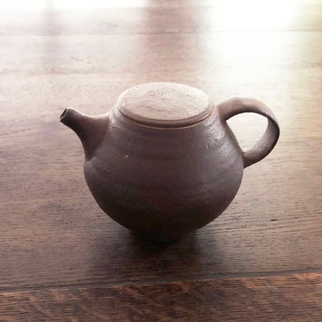 陶塾 急須 茶/黒（共茶漉し）〈新品〉