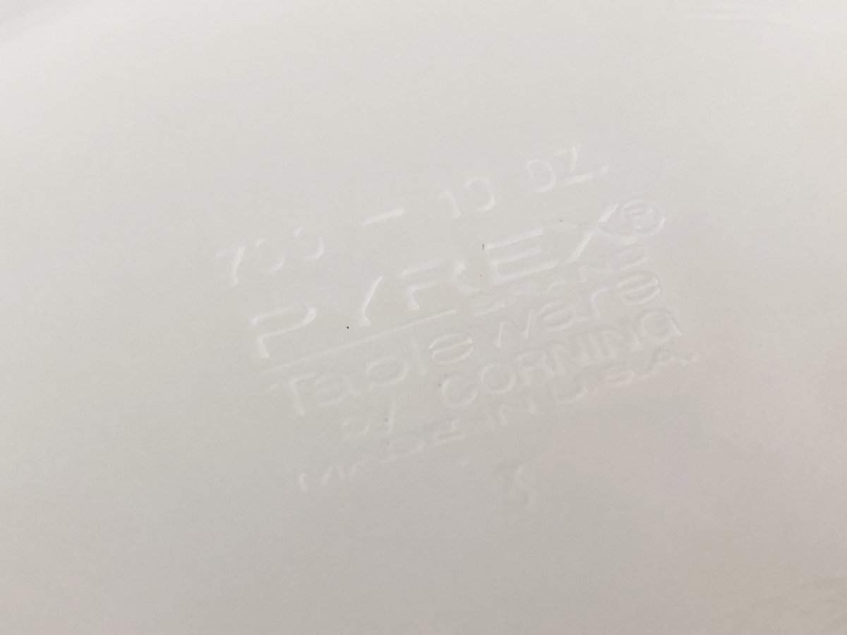 オールドパイレックス レッドリーフ グラタン皿 2枚セット〈古物