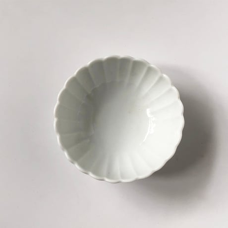 有田焼 其泉 白磁 菊割 丸千代口〈新品〉